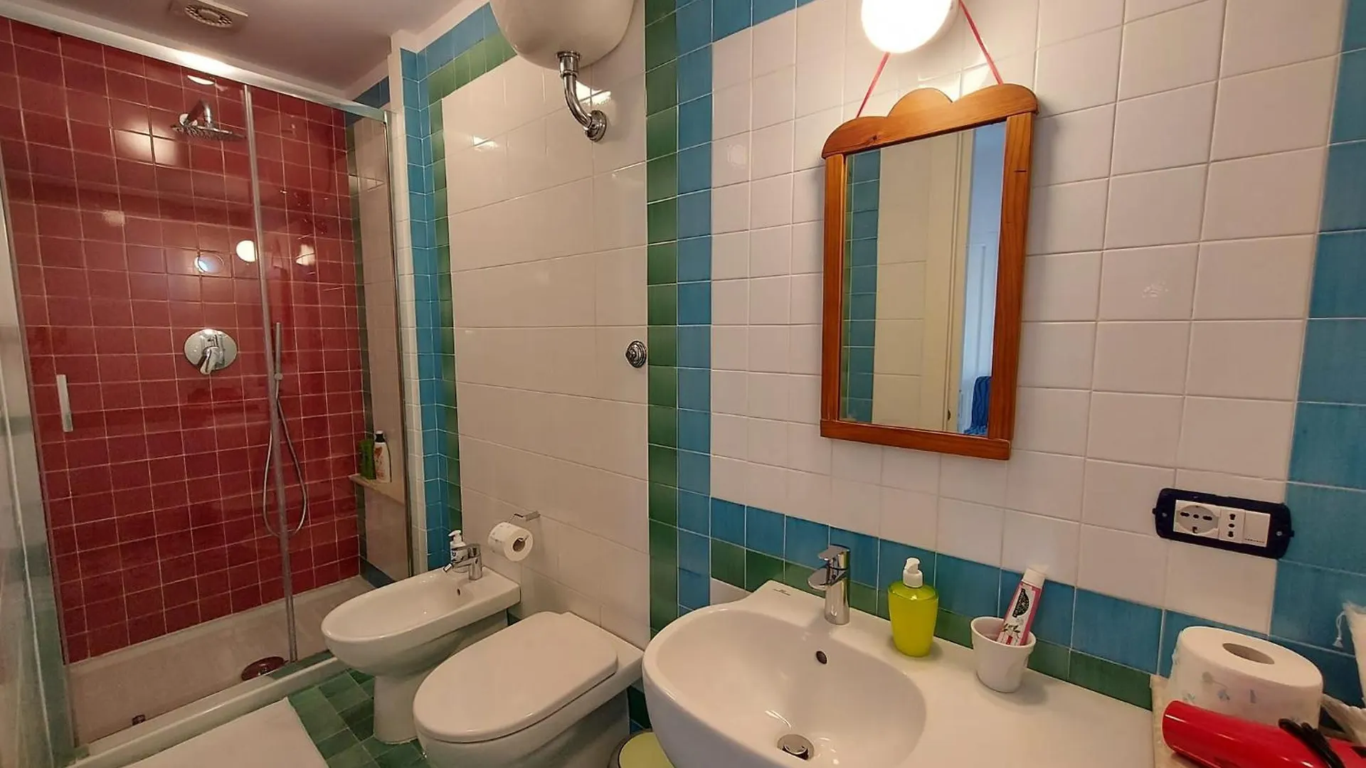 Mini Domus Al Centro Storico Di Napoli Apartment